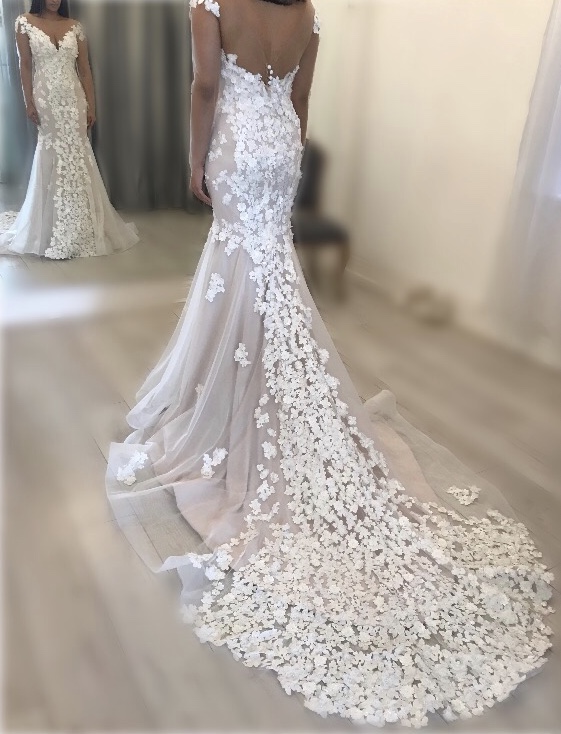 Tips to Move in Wedding Gown with a Train