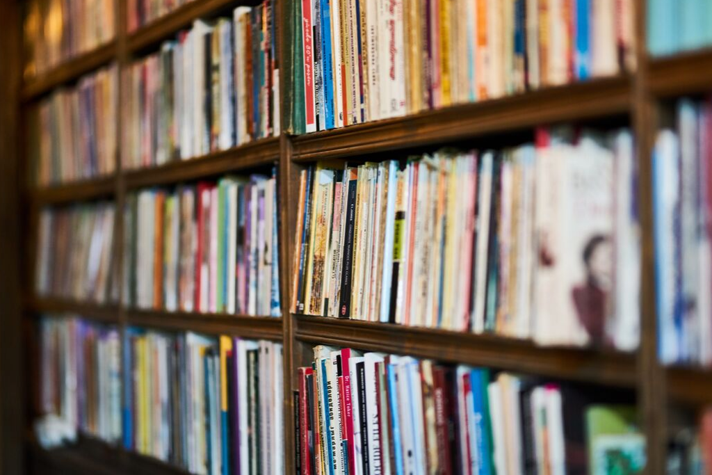 What do the school librarians have to say about maintaining books