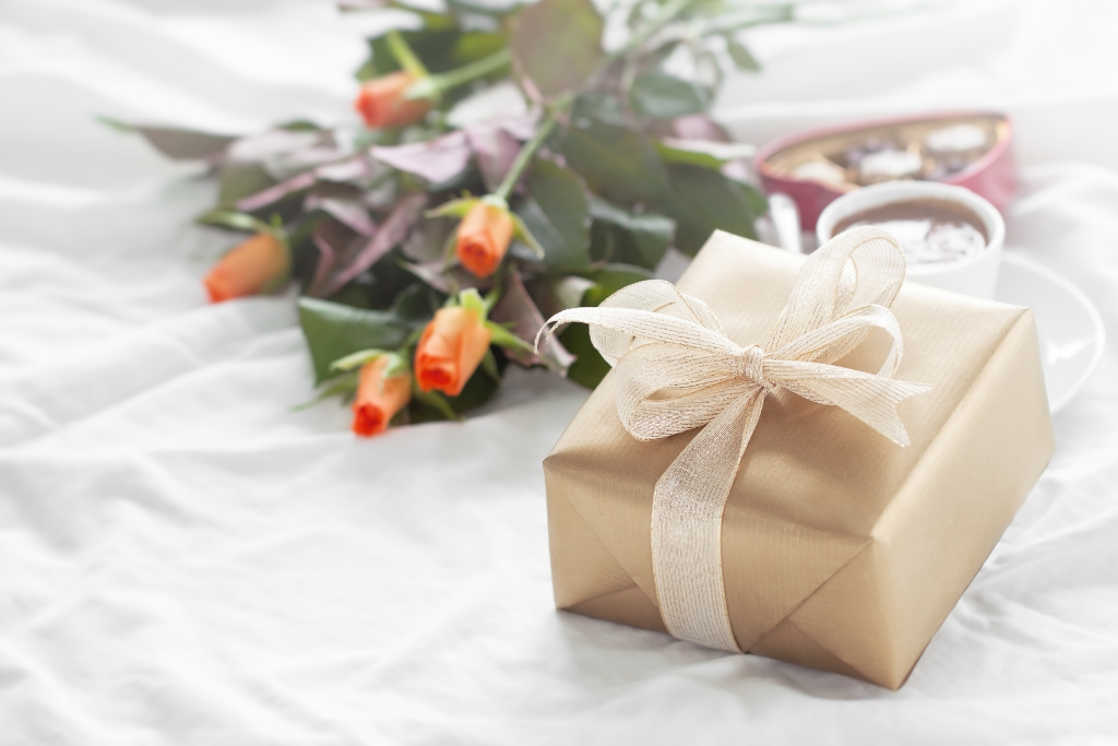 Things to Keep in Mind While Selecting Wedding Gifts and Giveaways for your Guests